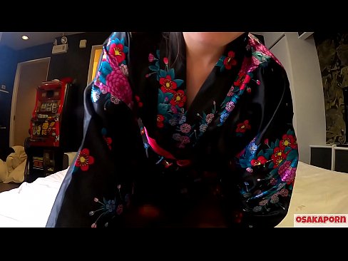 ❤️ Ung cosplay pige elsker sex til orgasme med en sprøjte i en hestepige og et blowjob. Asiatisk pige med behåret fisse og smukke bryster i traditionel japansk kostume i amatørvideo, der viser onani med fucklegetøj. Sakura 3 OSAKAPORN. Fucking video at da.mysexpics.ru ❌